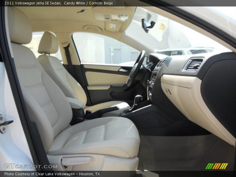 Candy White / Cornsilk Beige 2011 Volkswagen Jetta SE Sedan