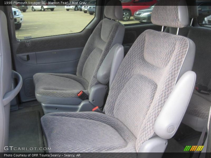  1998 Voyager SE Mist Gray Interior