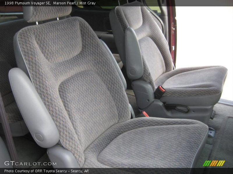  1998 Voyager SE Mist Gray Interior