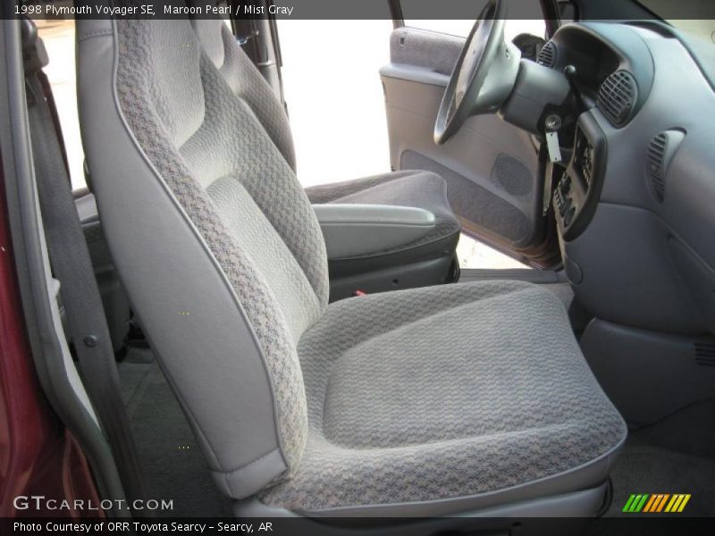  1998 Voyager SE Mist Gray Interior