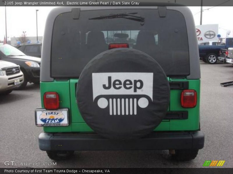 Electric Lime Green Pearl / Dark Slate Gray 2005 Jeep Wrangler Unlimited 4x4