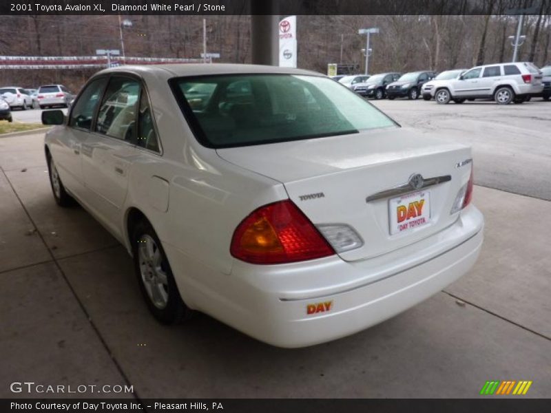 Diamond White Pearl / Stone 2001 Toyota Avalon XL