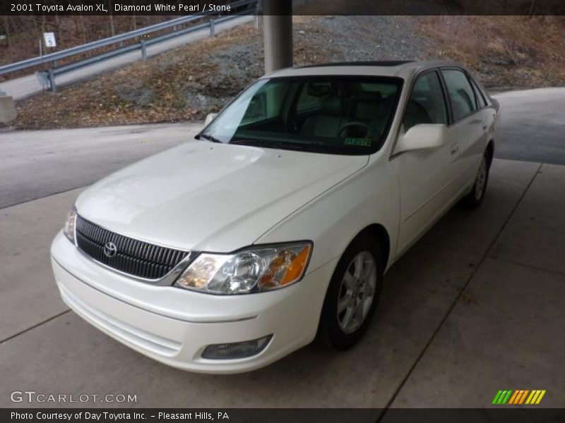 Diamond White Pearl / Stone 2001 Toyota Avalon XL