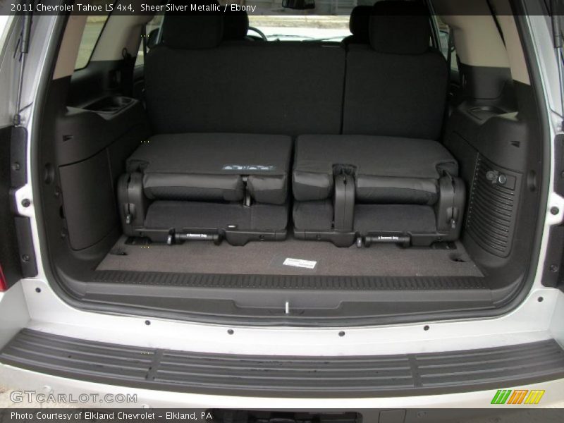  2011 Tahoe LS 4x4 Trunk