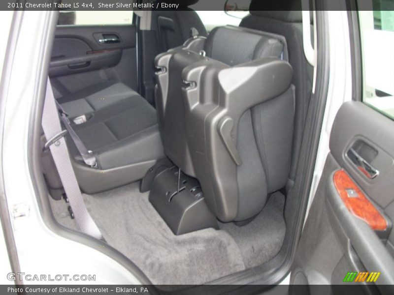 Sheer Silver Metallic / Ebony 2011 Chevrolet Tahoe LS 4x4