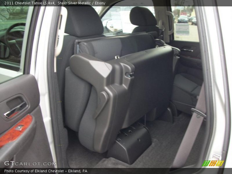 Sheer Silver Metallic / Ebony 2011 Chevrolet Tahoe LS 4x4