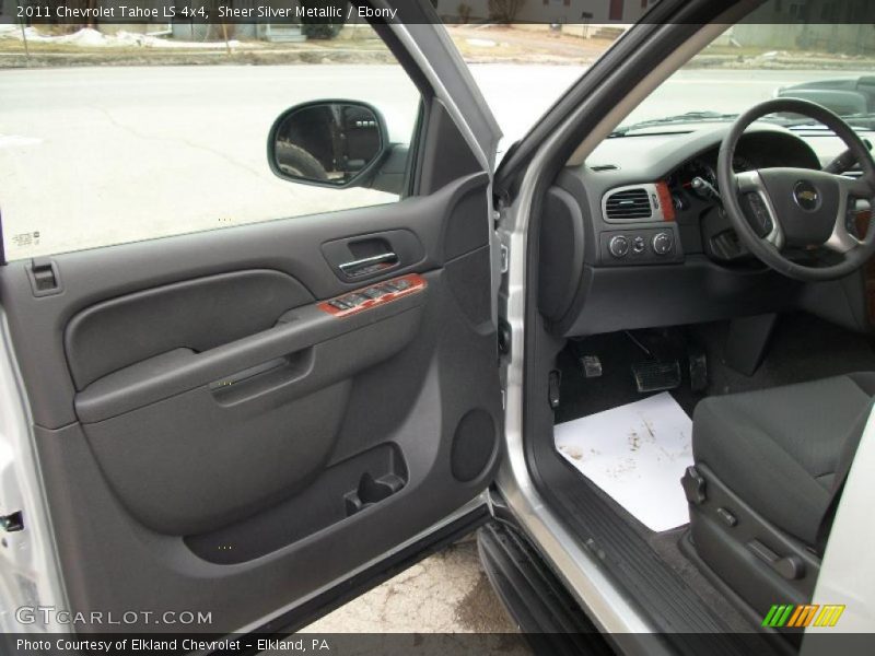 Sheer Silver Metallic / Ebony 2011 Chevrolet Tahoe LS 4x4