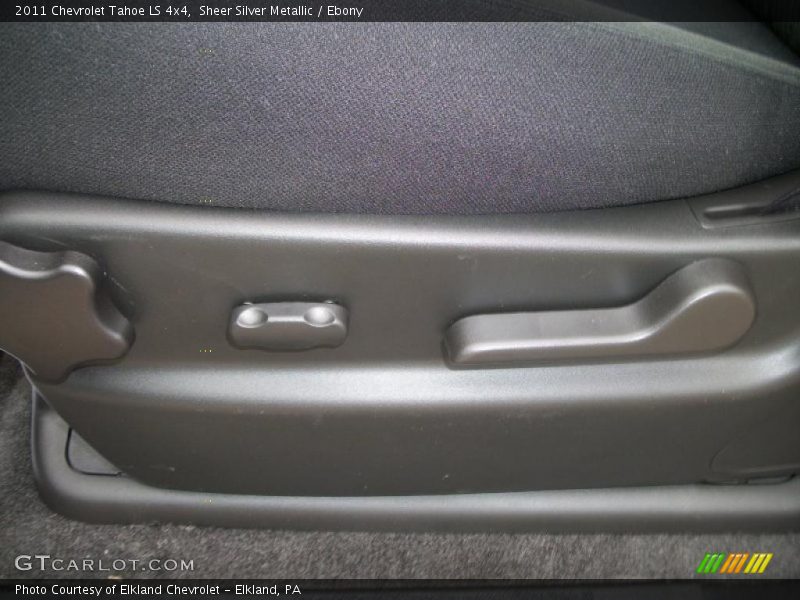 Sheer Silver Metallic / Ebony 2011 Chevrolet Tahoe LS 4x4