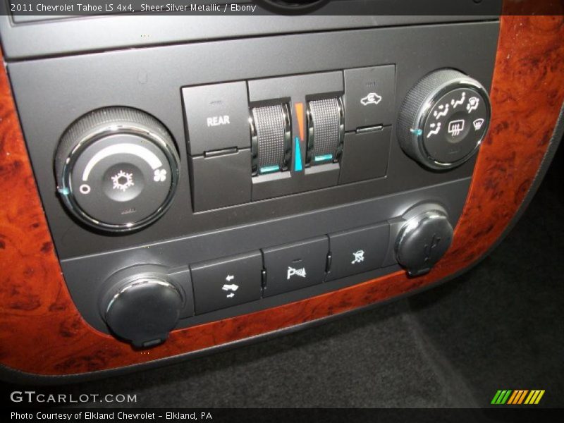 Controls of 2011 Tahoe LS 4x4