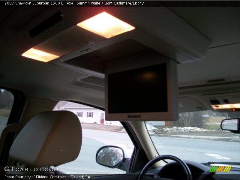 Summit White / Light Cashmere/Ebony 2007 Chevrolet Suburban 1500 LT 4x4