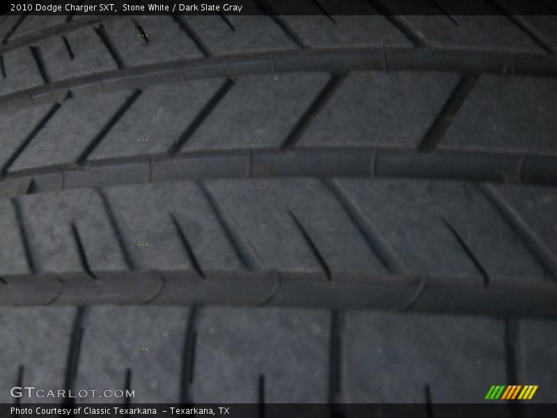 Stone White / Dark Slate Gray 2010 Dodge Charger SXT