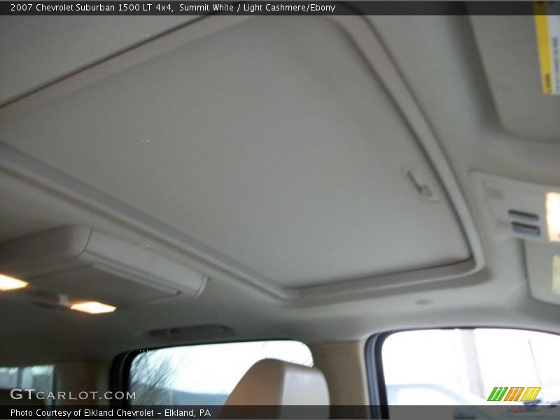 Summit White / Light Cashmere/Ebony 2007 Chevrolet Suburban 1500 LT 4x4