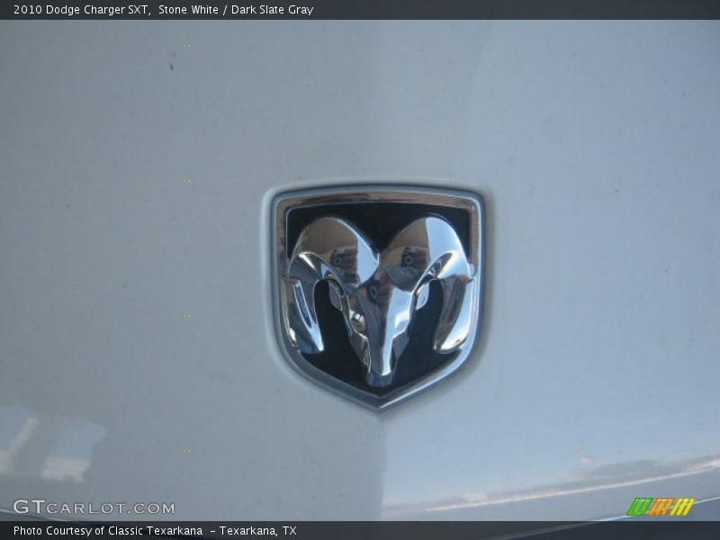 Stone White / Dark Slate Gray 2010 Dodge Charger SXT