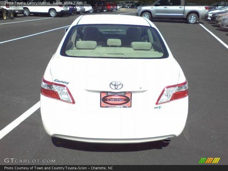 Super White / Ash 2009 Toyota Camry Hybrid