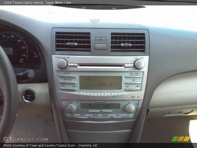 Super White / Ash 2009 Toyota Camry Hybrid