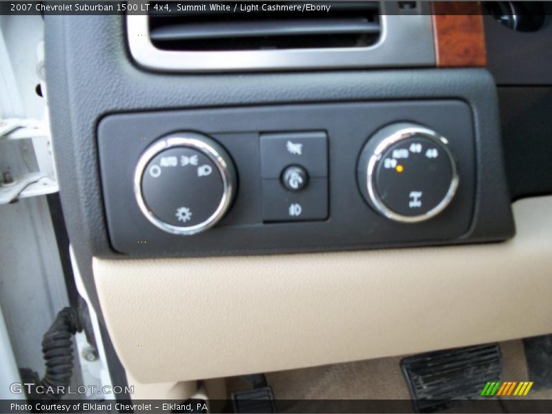 Summit White / Light Cashmere/Ebony 2007 Chevrolet Suburban 1500 LT 4x4