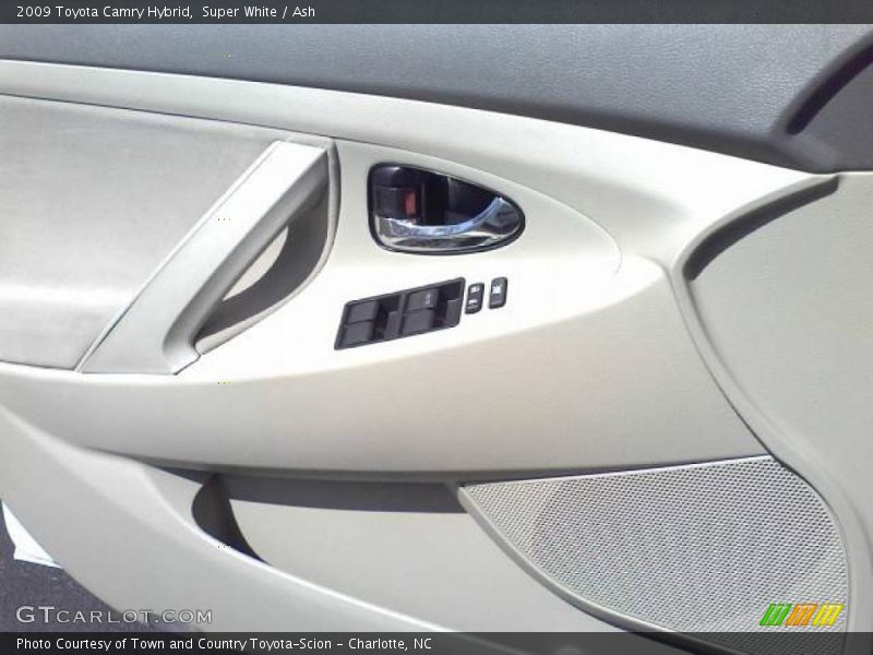 Super White / Ash 2009 Toyota Camry Hybrid