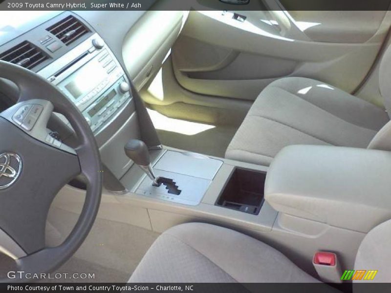 Super White / Ash 2009 Toyota Camry Hybrid