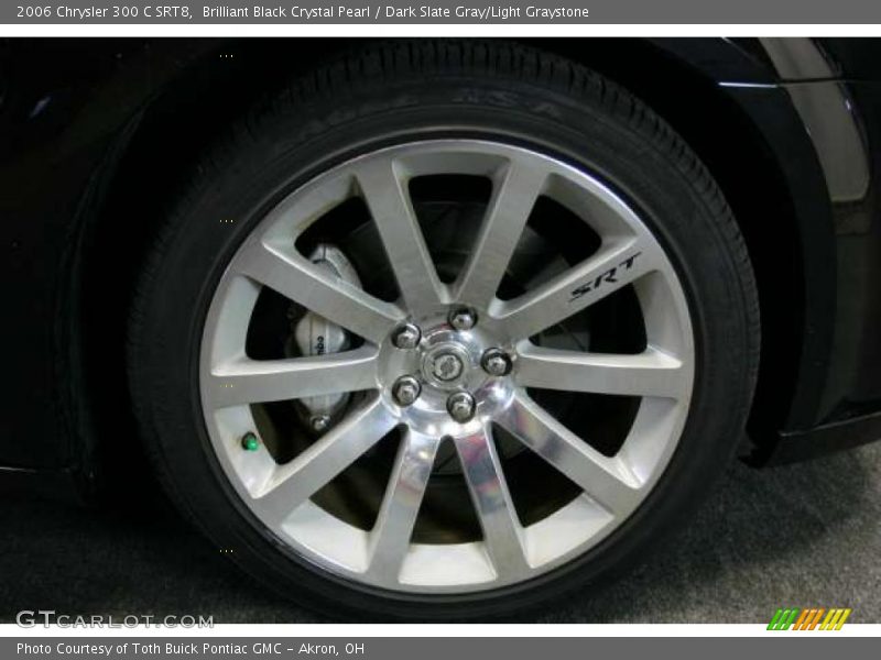  2006 300 C SRT8 Wheel