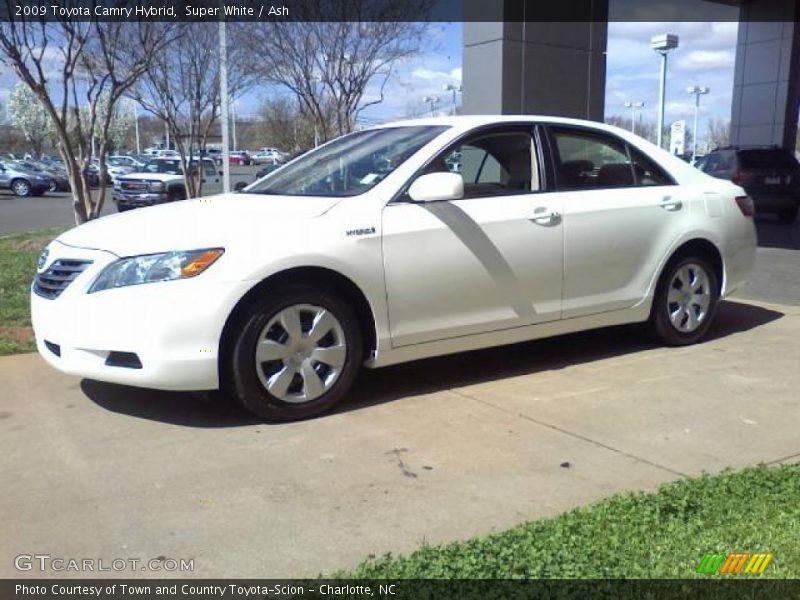Super White / Ash 2009 Toyota Camry Hybrid