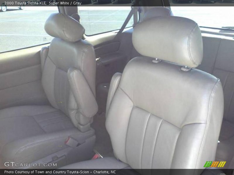 Super White / Gray 2000 Toyota Sienna XLE
