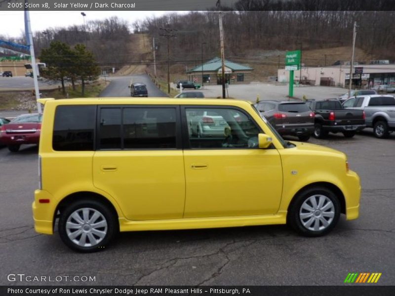 Solar Yellow / Dark Charcoal 2005 Scion xB