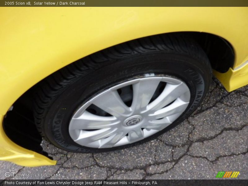 Solar Yellow / Dark Charcoal 2005 Scion xB