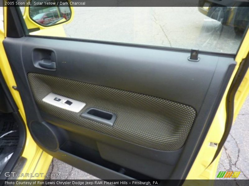Solar Yellow / Dark Charcoal 2005 Scion xB