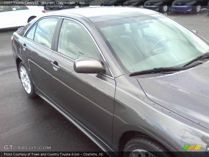 Magnetic Gray Metallic / Ash 2007 Toyota Camry LE