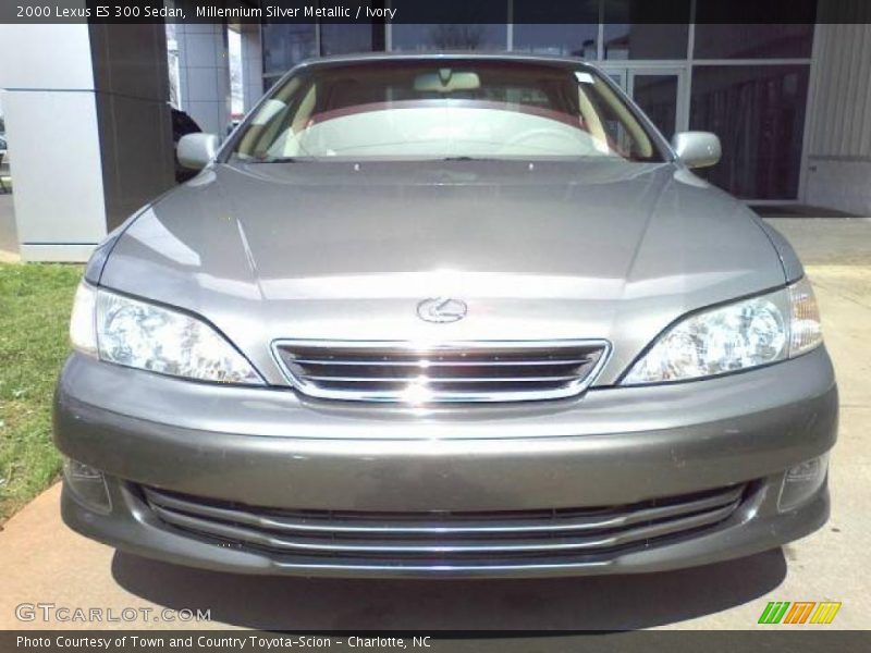Millennium Silver Metallic / Ivory 2000 Lexus ES 300 Sedan