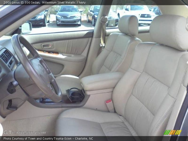 Millennium Silver Metallic / Ivory 2000 Lexus ES 300 Sedan