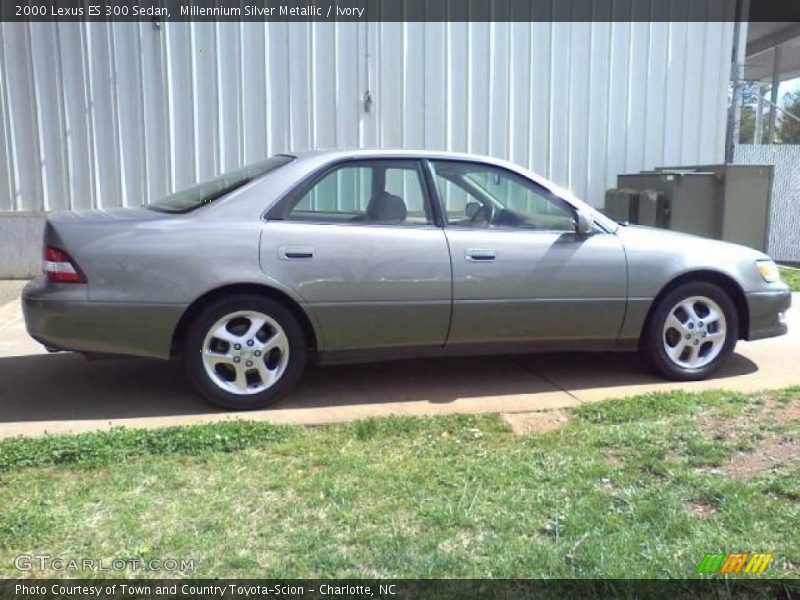 Millennium Silver Metallic / Ivory 2000 Lexus ES 300 Sedan