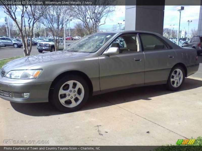 Millennium Silver Metallic / Ivory 2000 Lexus ES 300 Sedan