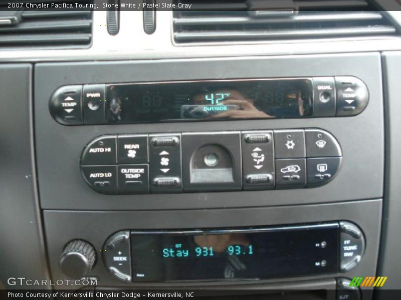 Stone White / Pastel Slate Gray 2007 Chrysler Pacifica Touring