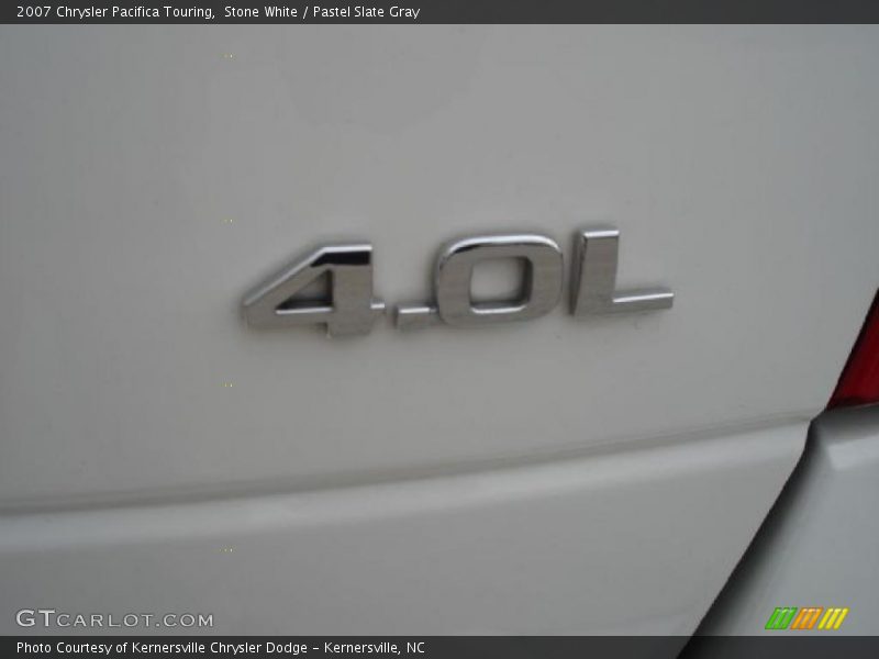 Stone White / Pastel Slate Gray 2007 Chrysler Pacifica Touring