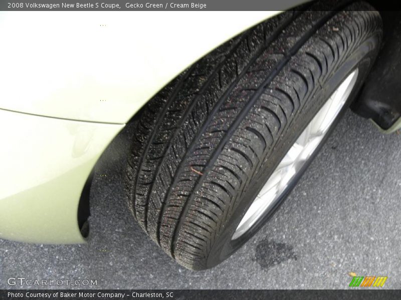 Gecko Green / Cream Beige 2008 Volkswagen New Beetle S Coupe