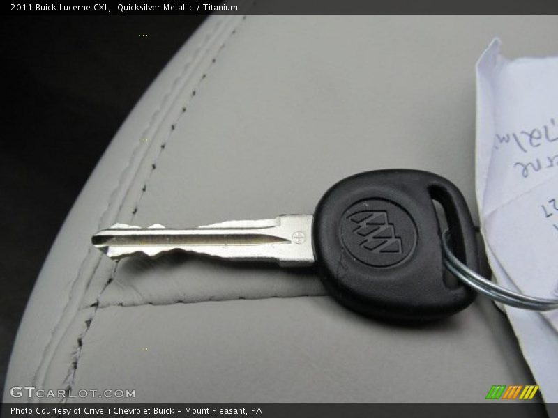 Quicksilver Metallic / Titanium 2011 Buick Lucerne CXL