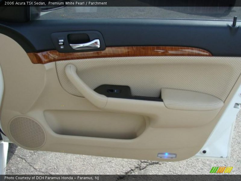 Premium White Pearl / Parchment 2006 Acura TSX Sedan