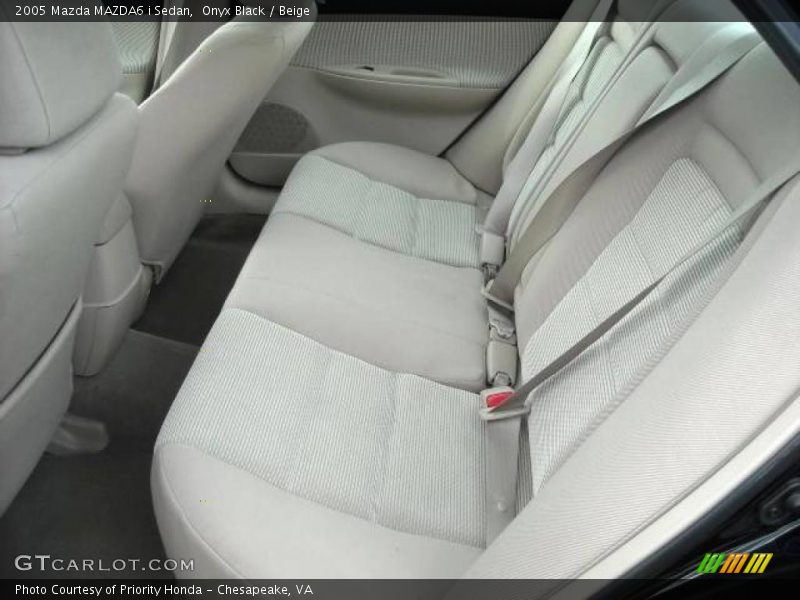 Onyx Black / Beige 2005 Mazda MAZDA6 i Sedan