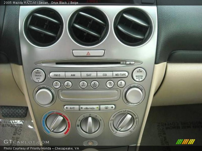 Onyx Black / Beige 2005 Mazda MAZDA6 i Sedan