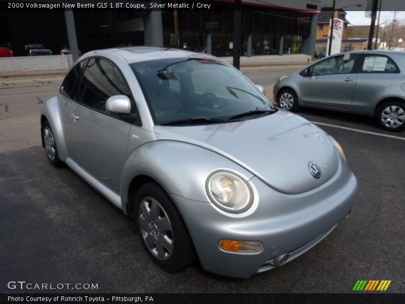 Front 3/4 View of 2000 New Beetle GLS 1.8T Coupe
