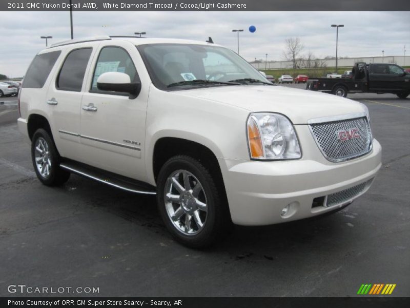 White Diamond Tintcoat / Cocoa/Light Cashmere 2011 GMC Yukon Denali AWD