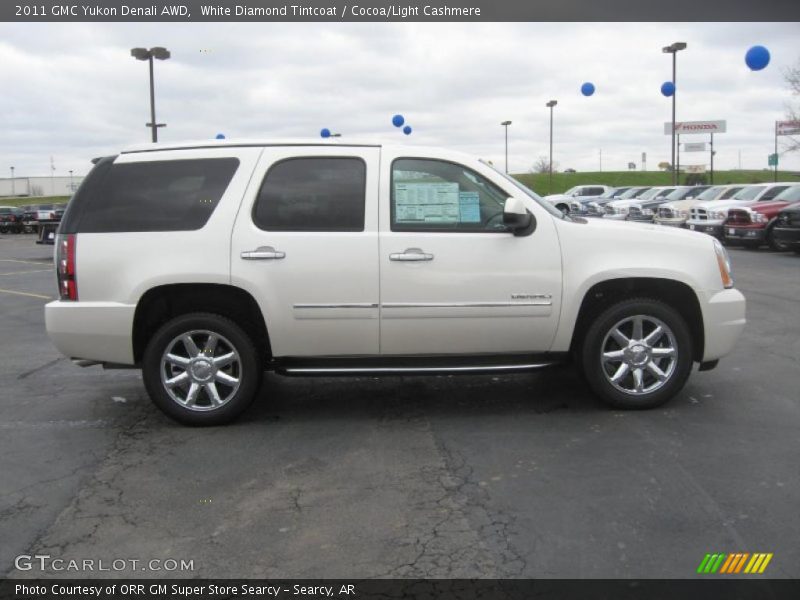 White Diamond Tintcoat / Cocoa/Light Cashmere 2011 GMC Yukon Denali AWD