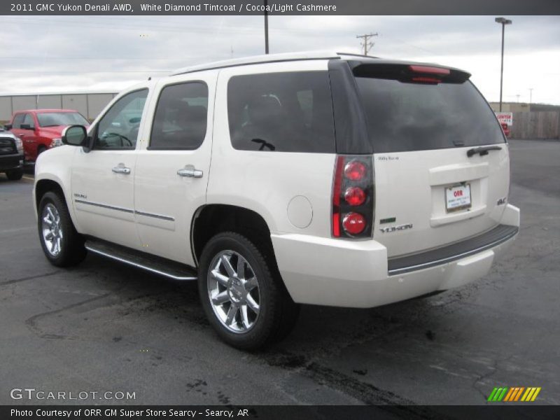 White Diamond Tintcoat / Cocoa/Light Cashmere 2011 GMC Yukon Denali AWD
