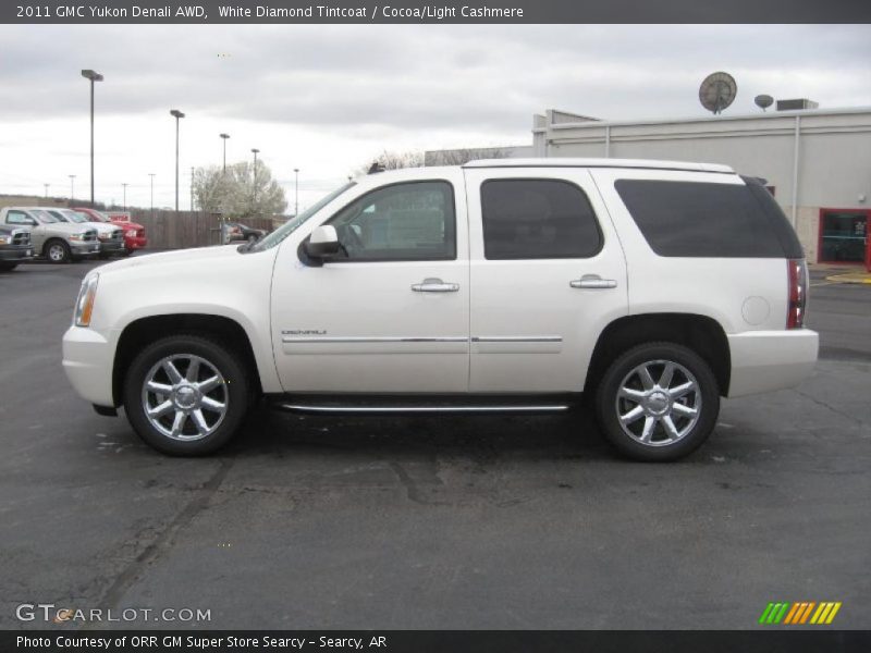 White Diamond Tintcoat / Cocoa/Light Cashmere 2011 GMC Yukon Denali AWD
