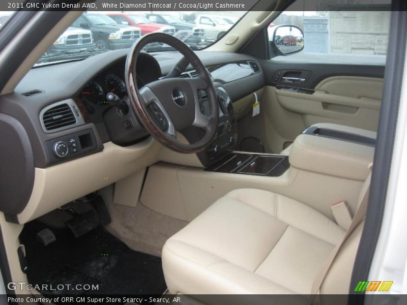 White Diamond Tintcoat / Cocoa/Light Cashmere 2011 GMC Yukon Denali AWD