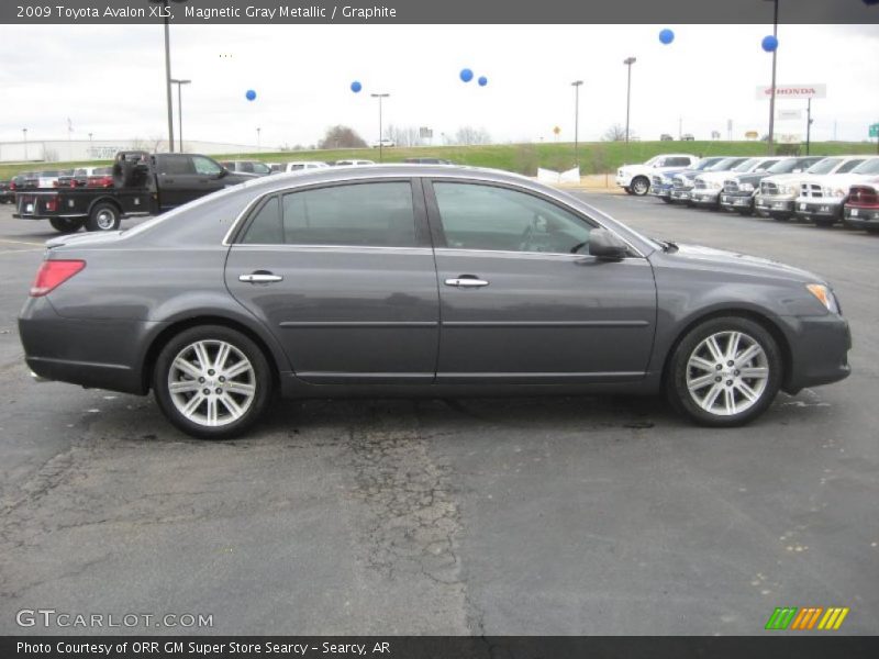 Magnetic Gray Metallic / Graphite 2009 Toyota Avalon XLS