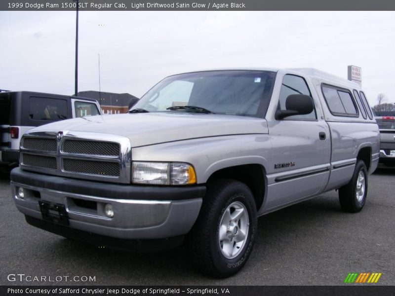 Light Driftwood Satin Glow / Agate Black 1999 Dodge Ram 1500 SLT Regular Cab