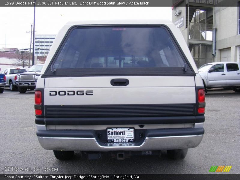 Light Driftwood Satin Glow / Agate Black 1999 Dodge Ram 1500 SLT Regular Cab