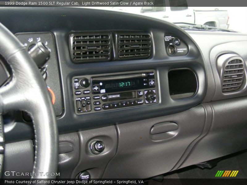 Controls of 1999 Ram 1500 SLT Regular Cab